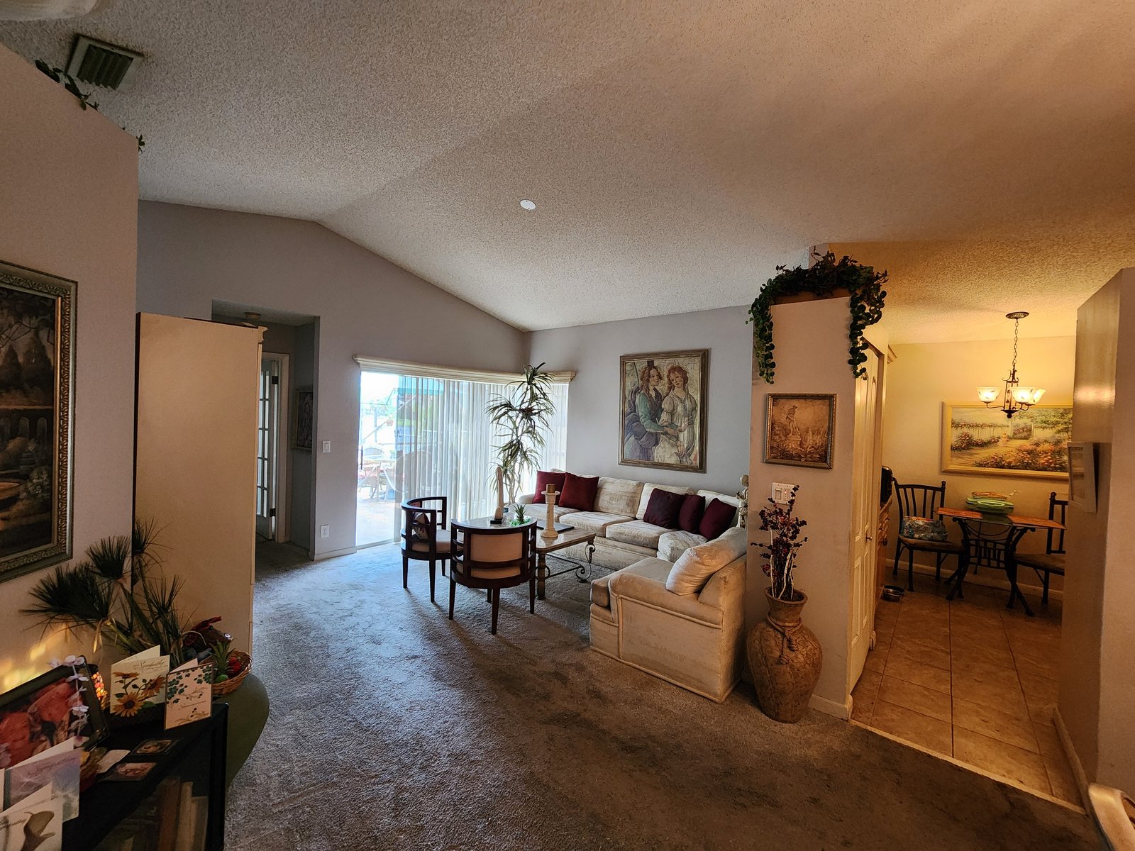 986 SW 180th Ter — Living room, looking to the dining area
