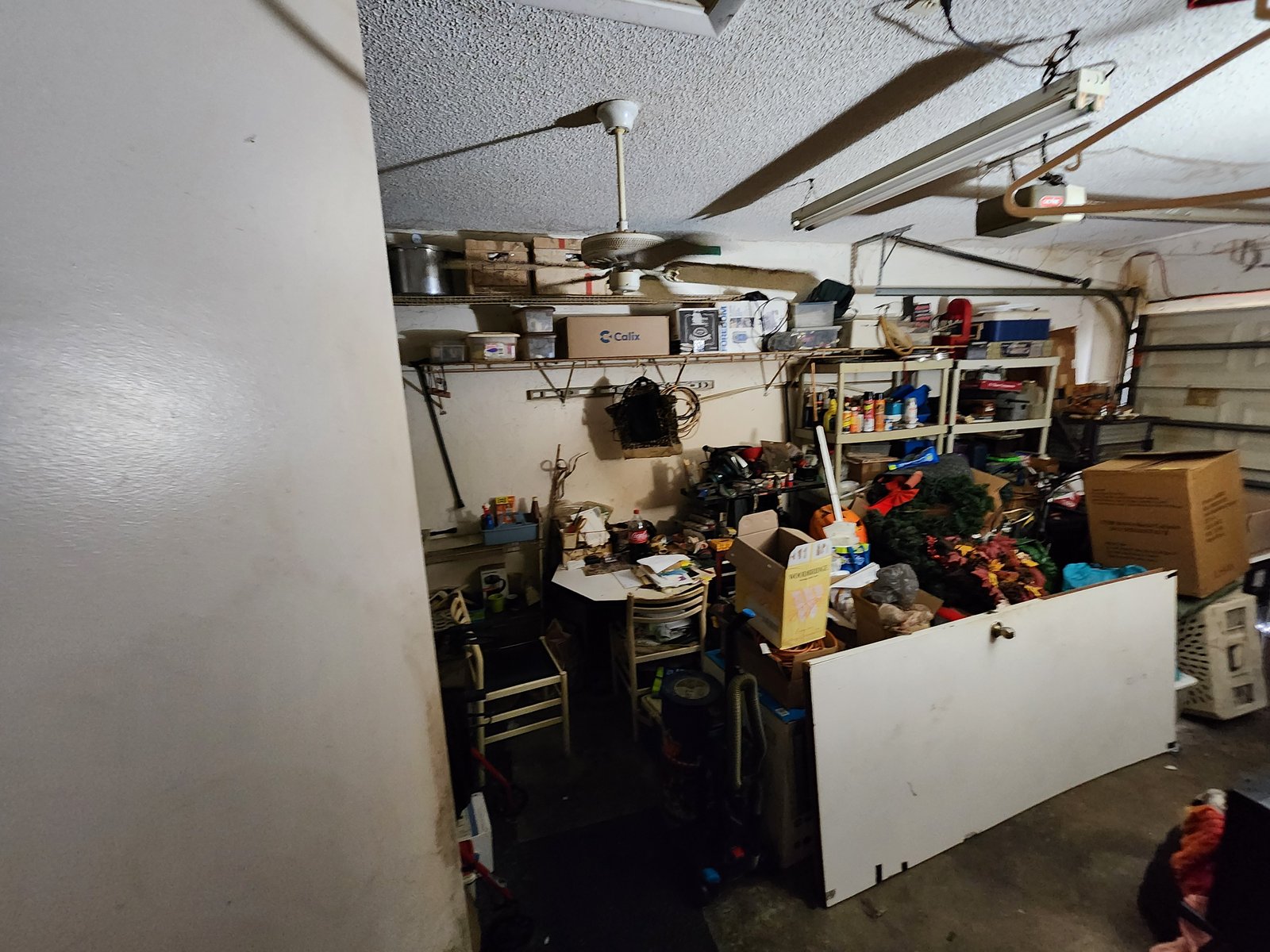 986 SW 180th Ter — Garage — shown as-is