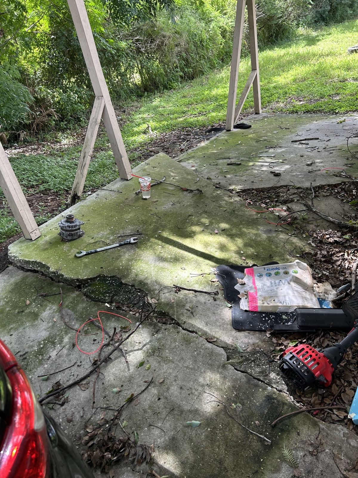 1500 43rd St — Patio slab