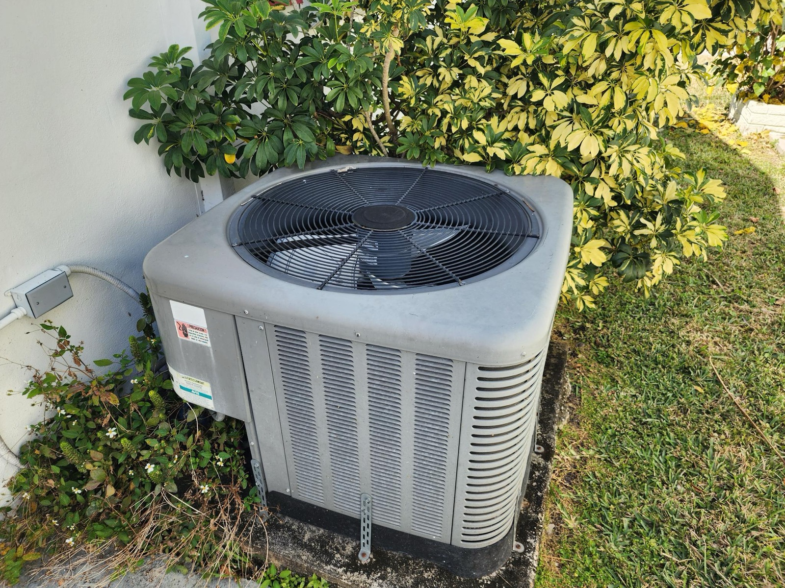 AC condenser