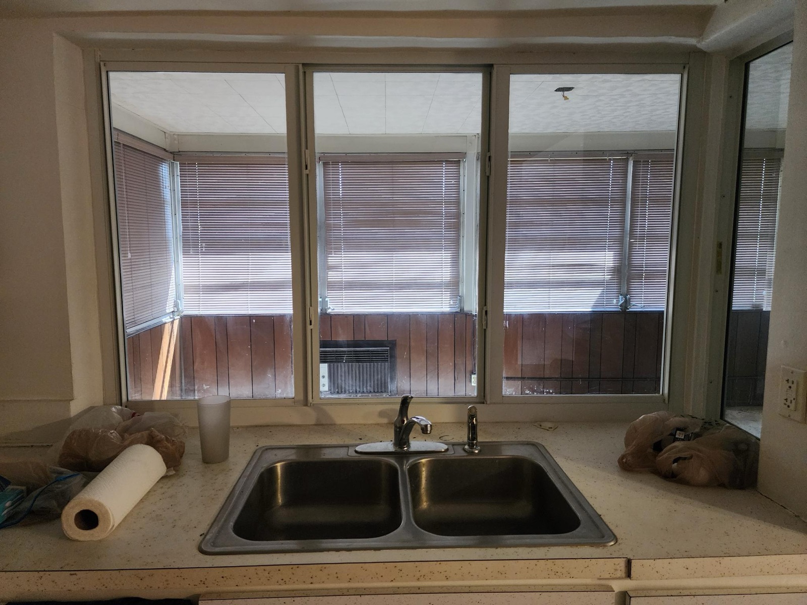 Sink under the window